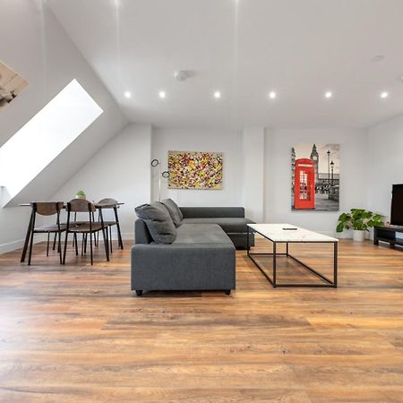 7 - West London Brand New Loft Apartman Kültér fotó